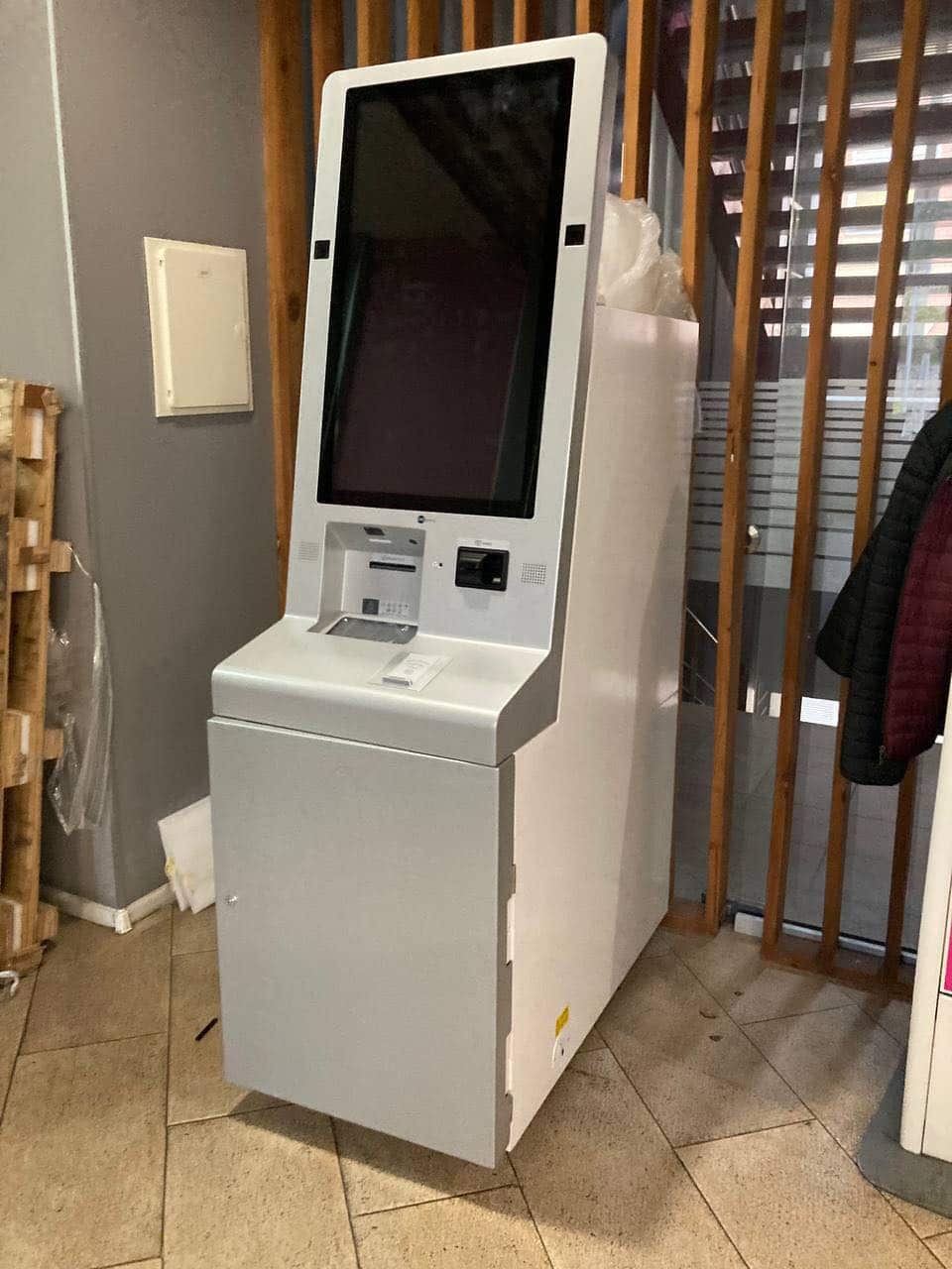 Монобанк банкомати