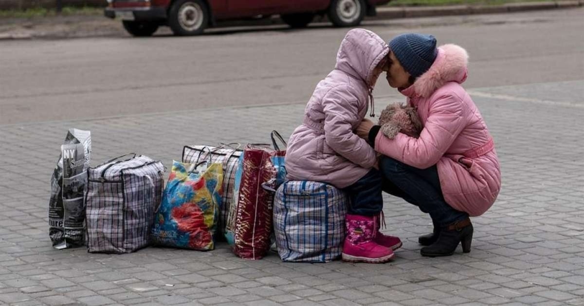 maty i dytyna Повний збірник програм допомоги переселенцям