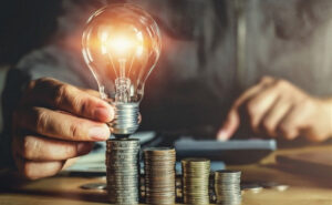 Наслідки ракетних атак: поки про підвищення цін на електрику не говорять