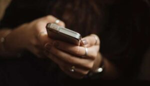 Що відбувається зі звʼязком під час відключень світла: розʼяснення Vodafone, Lifecell та Київстар