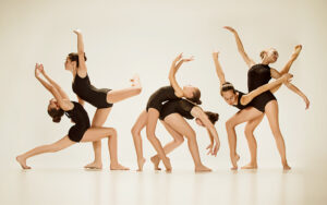 Від класики до heels: 9 найкращих українських виробників одягу для танців