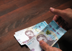 Онлайн і без комісій: ТОП 3 сервіси для купівлі гривневих ОВДП