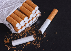 Не на 40 грн, але зросте: прогноз Forbes щодо збільшення ціни на сигарети