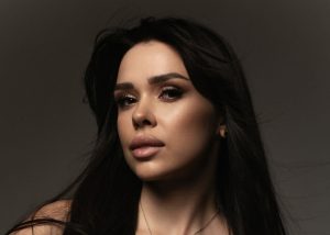 Курс в обмінниках: чому не збігається з біржею і що з цим робити