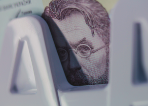 НБУ всьому голова. Пишний прокоментував вимогу МВФ девальвувати гривню