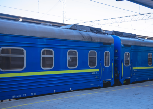 Коли Укрзалізниця дає квитки в продаж? Умови і терміни