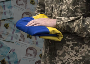 Сім’ї загиблих військових отримуватимуть виплати за новою схемою