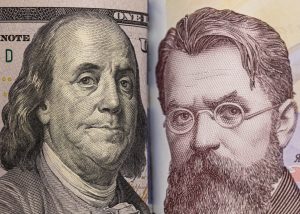 Прогноз курсу неурядових експертів на 2026 рік дещо нижчий від бюджетних розрахунків