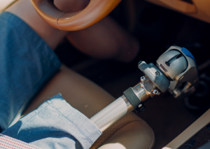 Ветерани з інвалідністю отримають до 70 тис. грн на переобладнання автомобіля