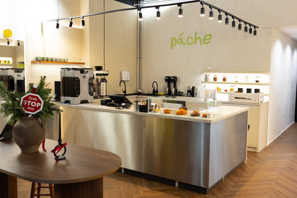 Созановський, кавʼярня