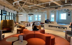 Mastercard Lounge ONE Kyiv Mastercard запустили lounge-зону на залізничному вокзалі у Києві