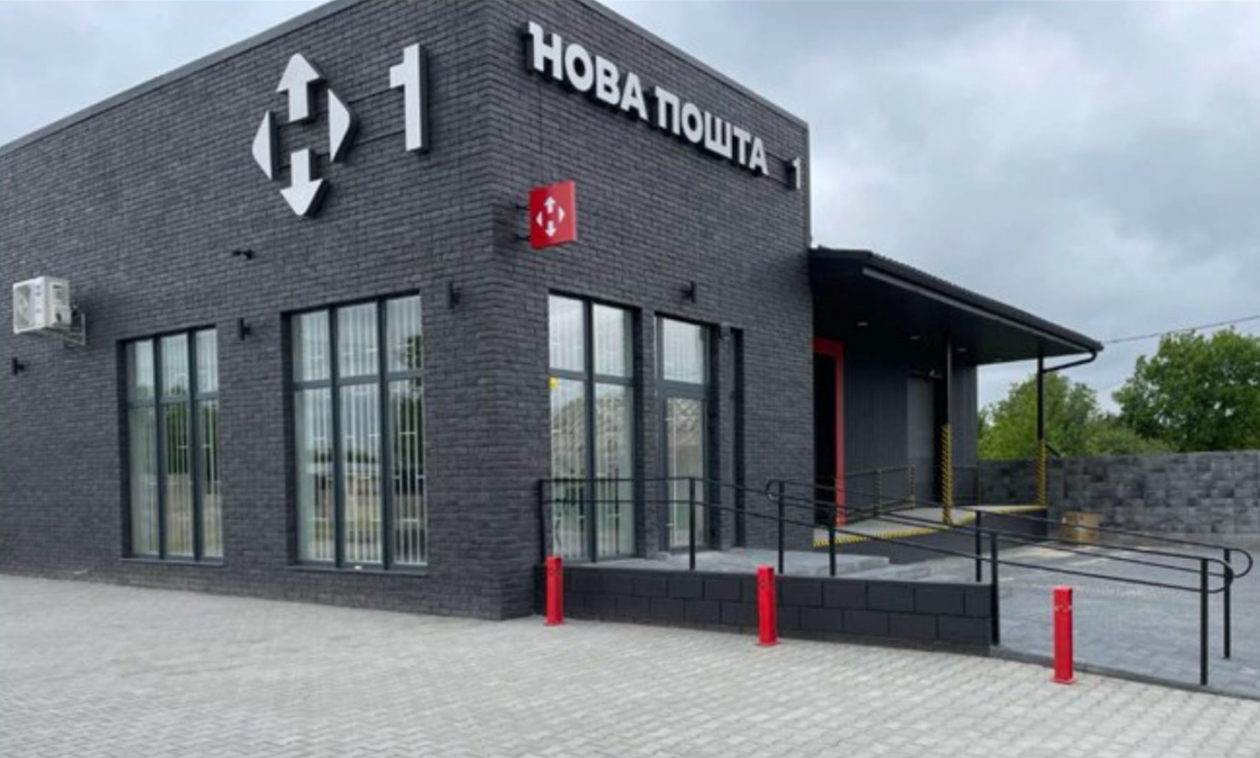 Nova Posha edited Як відкрити відділення Нової пошти, скільки інвестувати і який дохід?