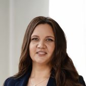 Фото профілю Тетяни Савченко, директорки департаменту фінансового моніторингу NovaPay