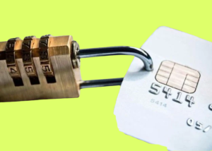 Mono, прапор і банківська таємниця: що сталося і хто за що відповідає