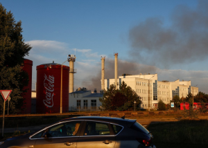 Українські мережі почали імпортувати Coca-Cola з Румунії 