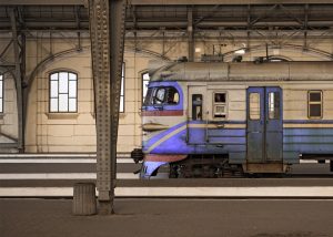 Укрзалізниця впровадила шестизонові тарифи у приміських поїздах